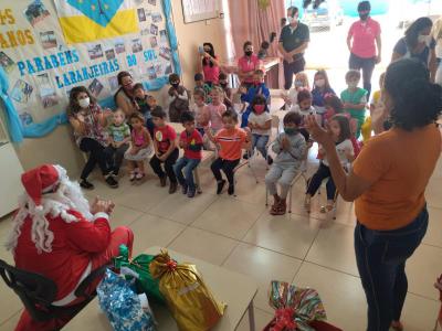 Núcleo Feminino Coprossel e CEMEI Sementinha do Saber levam alegria no Natal das Crianças da Escola